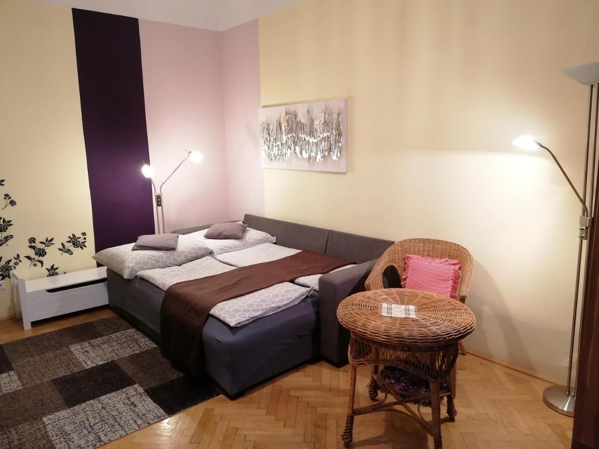 Operngasse-Karlsplatz Appartement Wenen Buitenkant foto